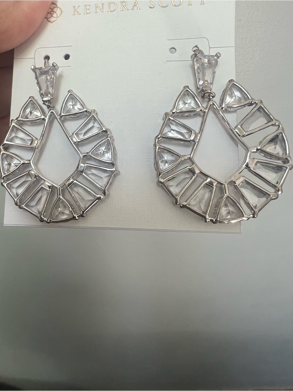 Kendra Scott HTF Blair earrings in clear crystal - Picture 5 of 5